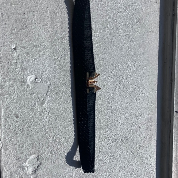 Black and gold metal and rhinestone belt - Picture 4 of 6